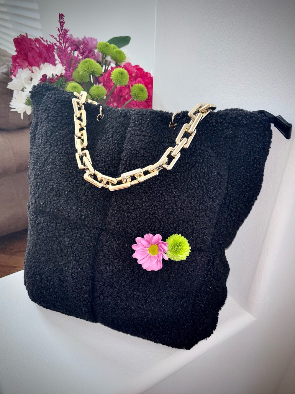 Black Teddy Tote Gold Chain Shoulder Bag Quiet Luxury Style Urban Expressions - Picture 4 of 7